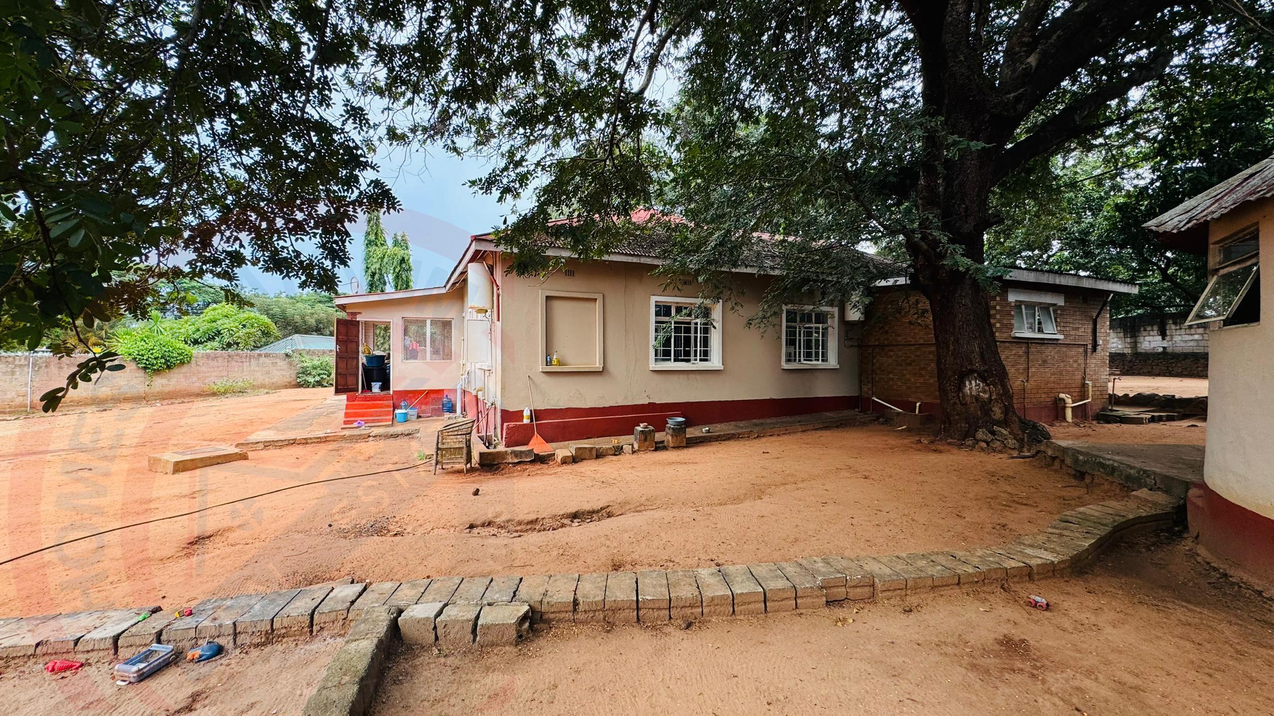 3 bedroom Townhouse for sale in Livingstone