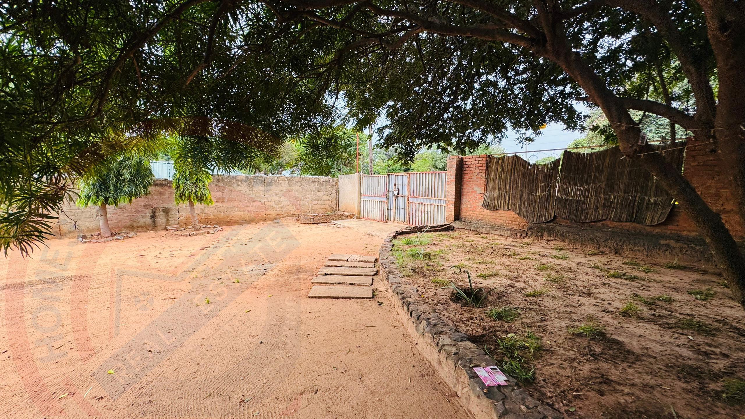3 bedroom Townhouse for sale in Livingstone